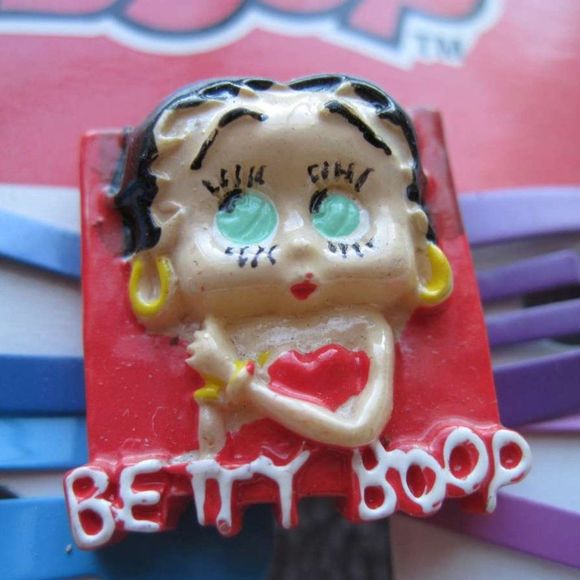 24 Colorful Betty Boop Snap Hair Clips Plastic Decorative Figures Sparkly Star - Picture 7 of 12